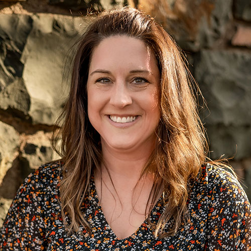 Laura Steffen headshot
