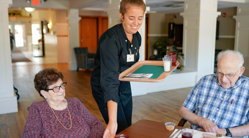 Friendly faces in our skilled nursing home amenities