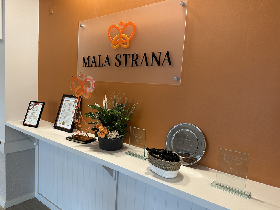 Friendly faces at our skilled care facility